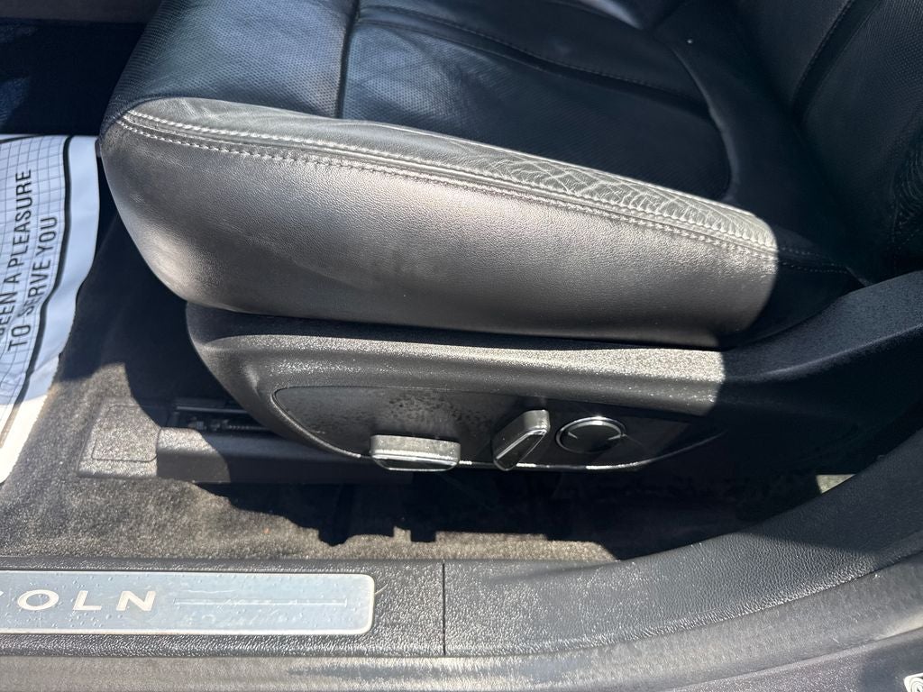 2016 Lincoln MKZ Hybrid Base