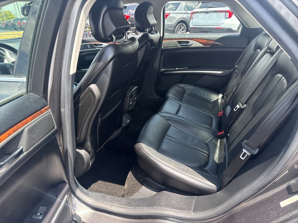 2016 Lincoln MKZ Hybrid Base