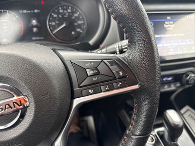 2021 Nissan Kicks SR