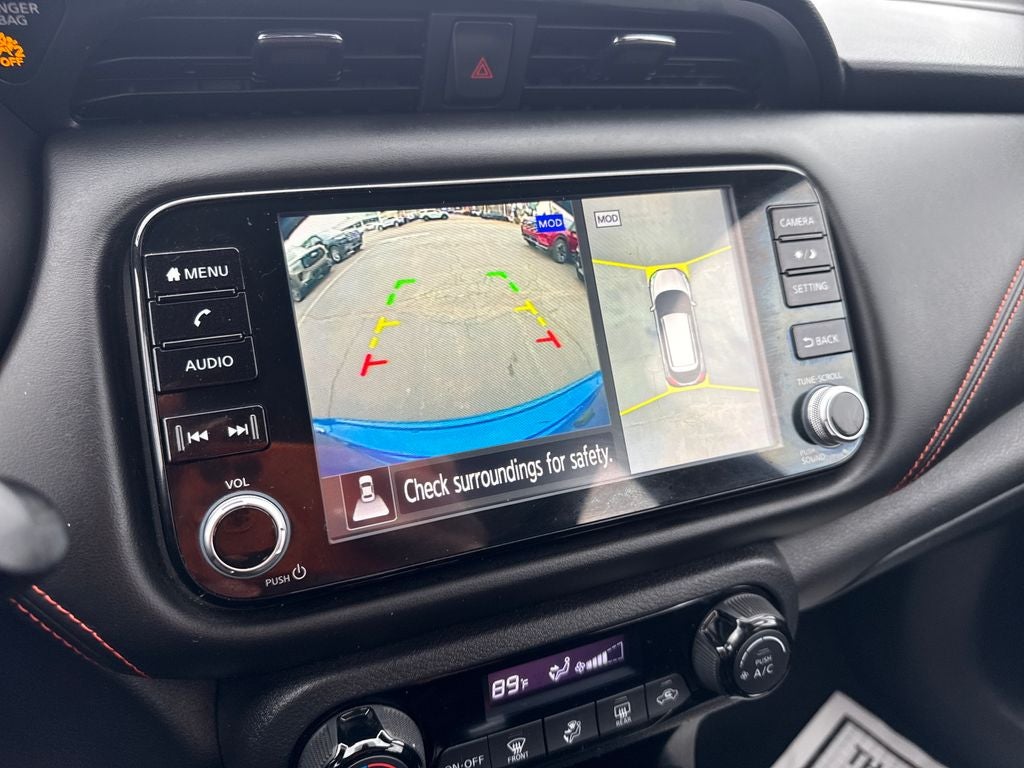 2021 Nissan Kicks SR