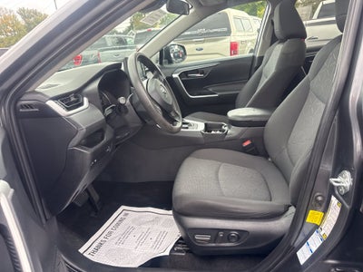 2020 Toyota RAV4 Hybrid XLE