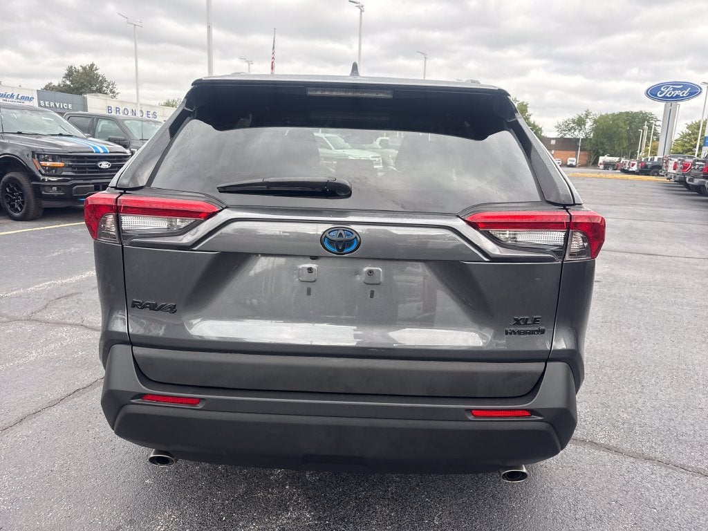 2020 Toyota RAV4 Hybrid XLE