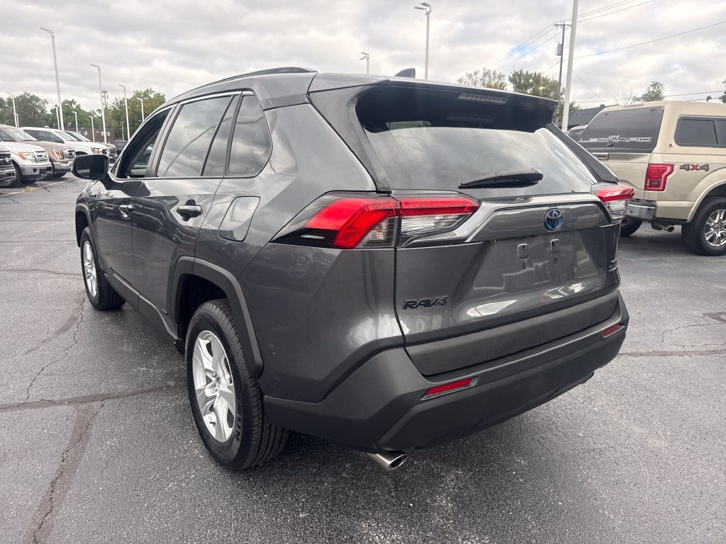 2020 Toyota RAV4 Hybrid XLE
