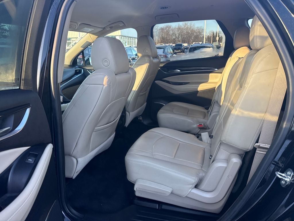 2020 Buick Enclave Essence