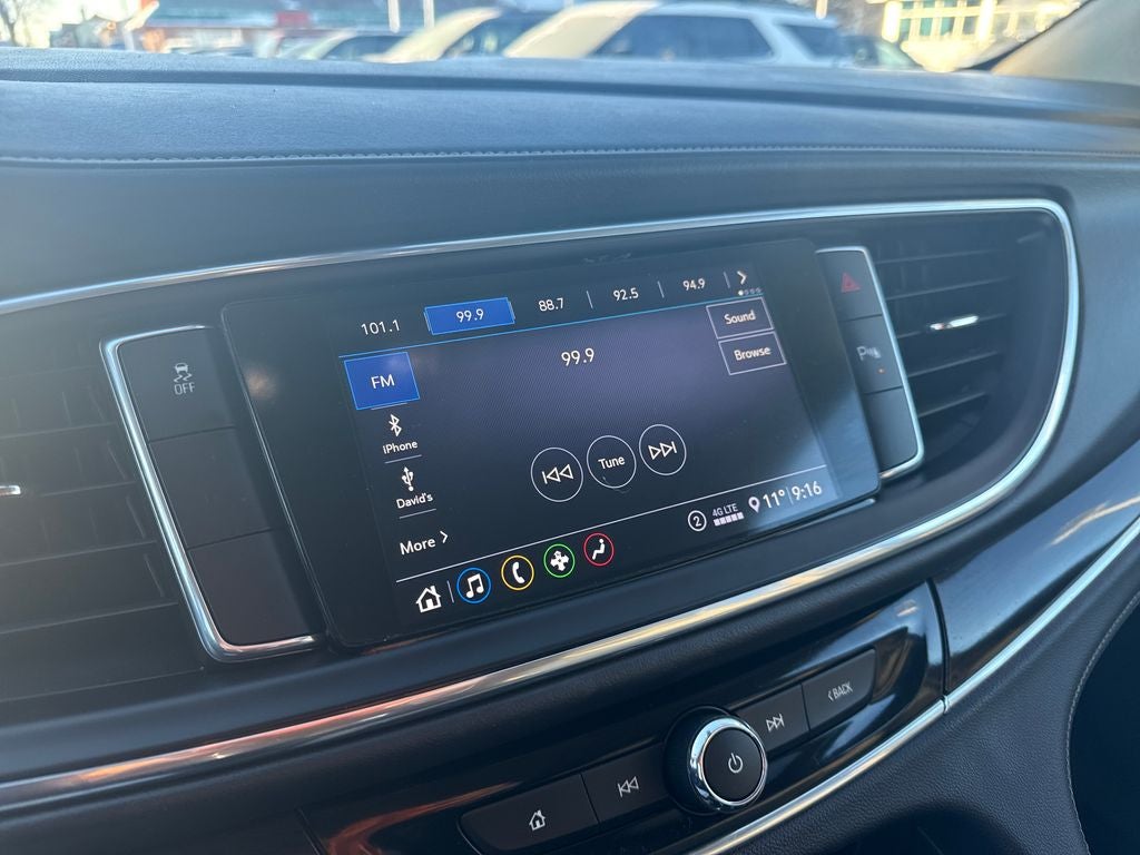 2020 Buick Enclave Essence