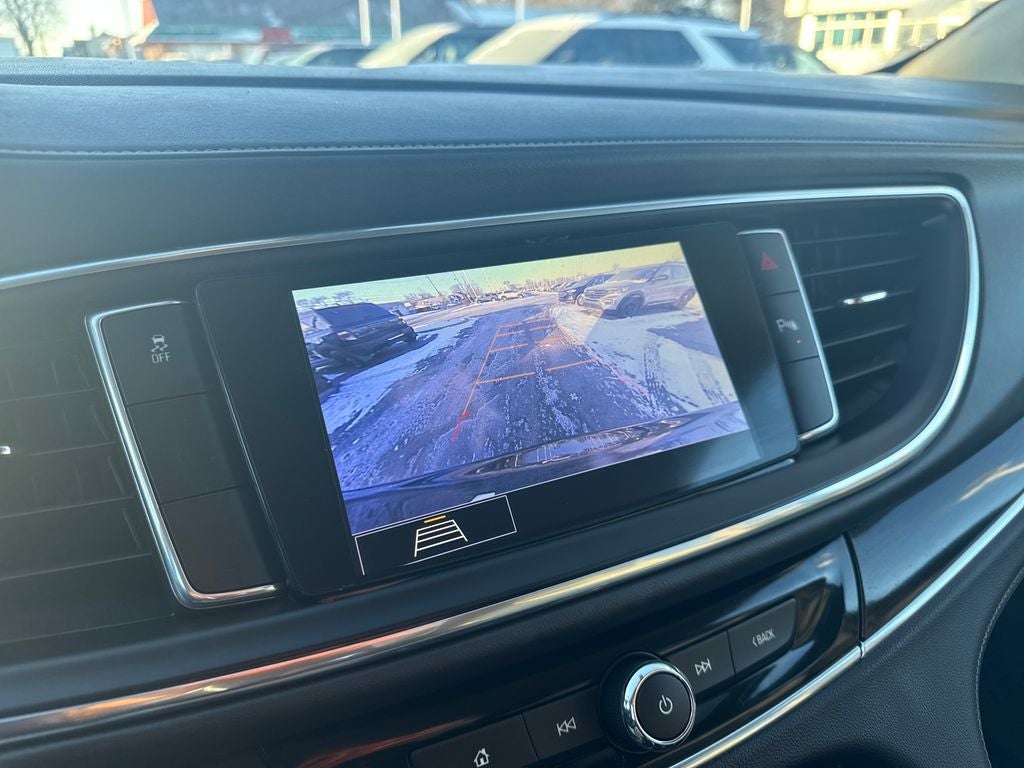 2020 Buick Enclave Essence