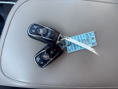 2020 Buick Enclave Essence