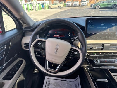 2025 Lincoln Corsair Premiere