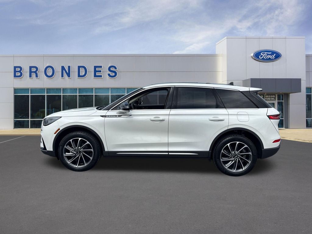 2023 Lincoln Corsair Standard