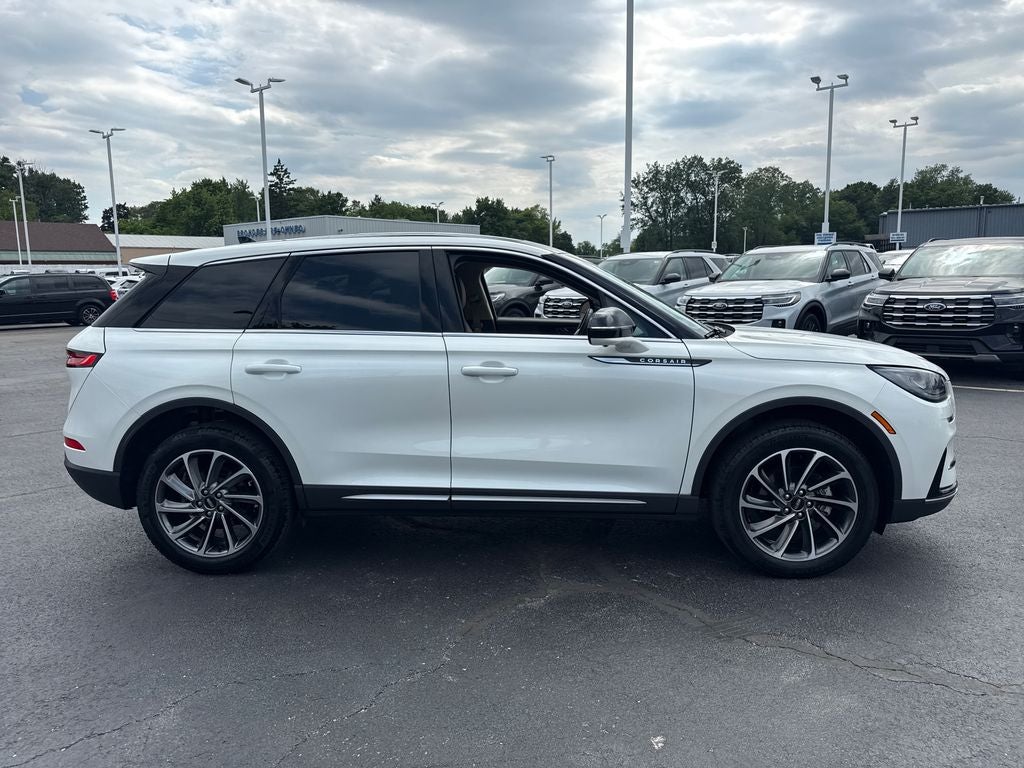 2023 Lincoln Corsair Standard