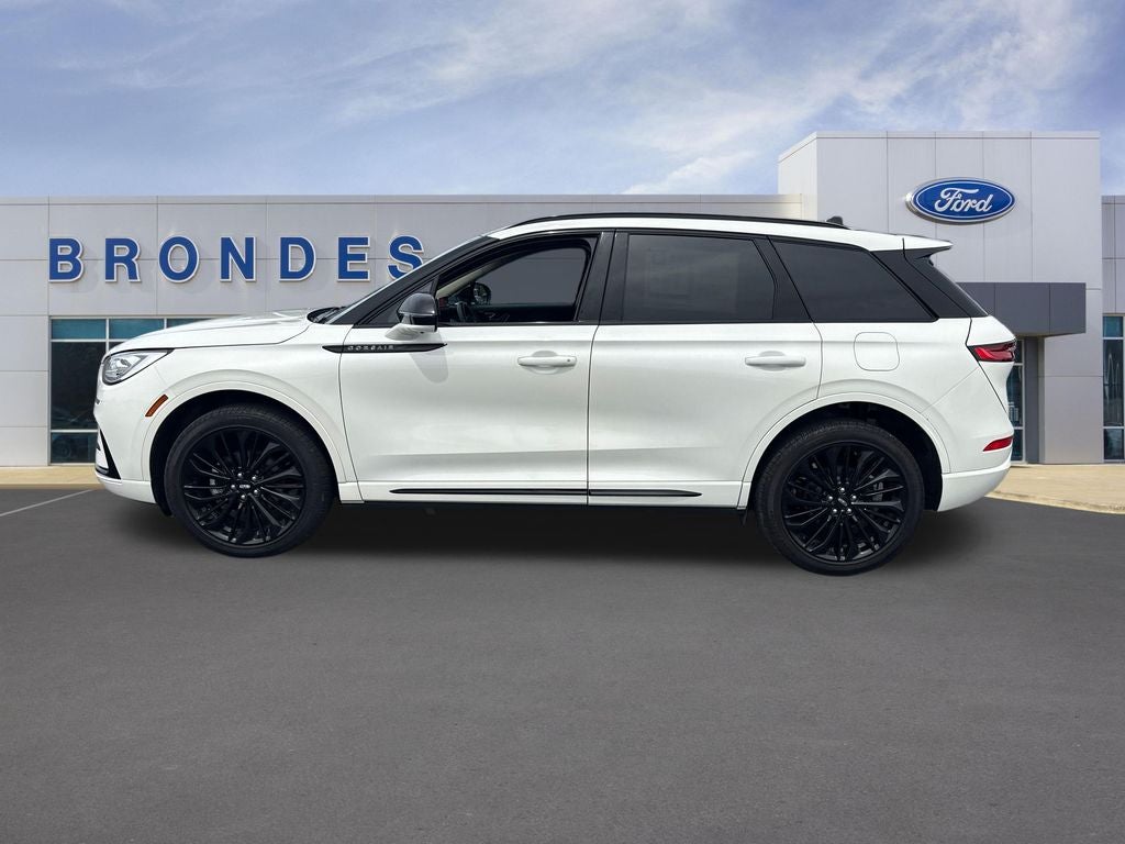 2025 Lincoln Corsair Reserve AWD's photo