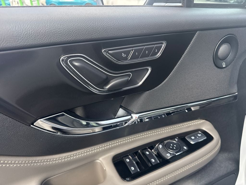 2025 Lincoln Corsair Reserve