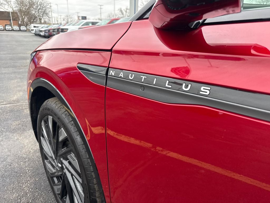 2025 Lincoln Nautilus Reserve