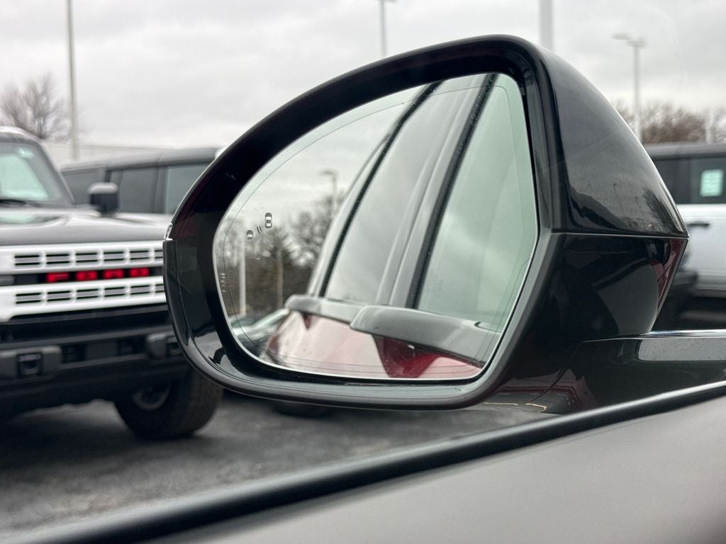 2025 Lincoln Nautilus Reserve