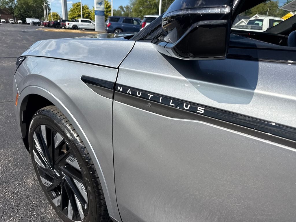 2024 Lincoln Nautilus Reserve