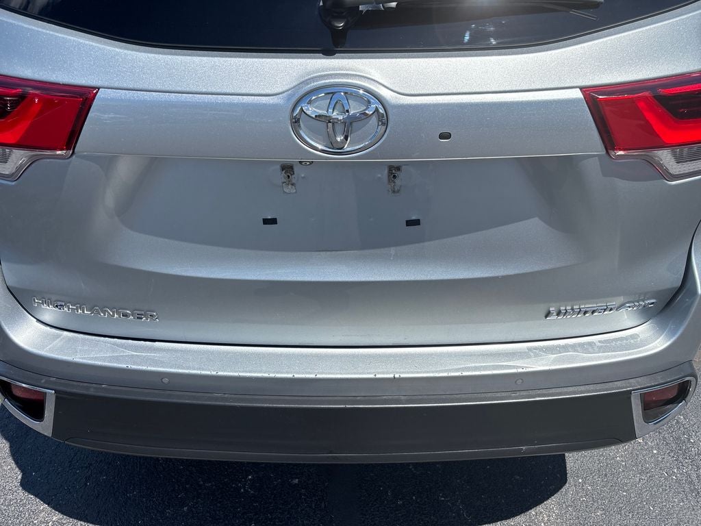 2017 Toyota Highlander Limited Platinum