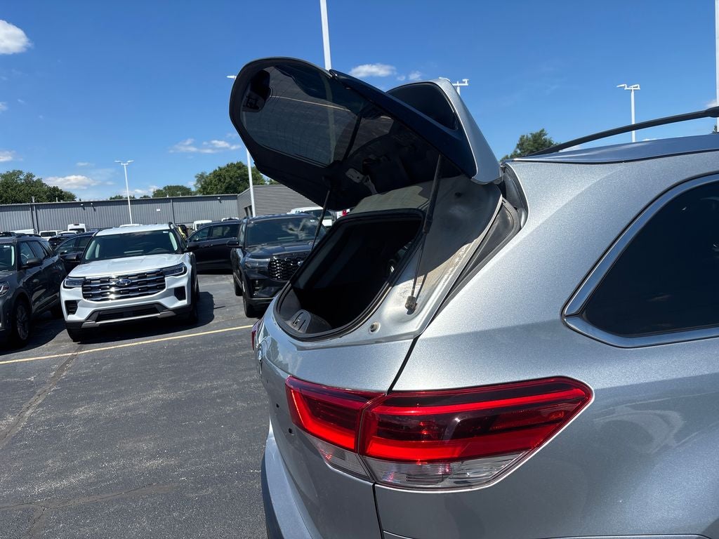 2017 Toyota Highlander Limited Platinum