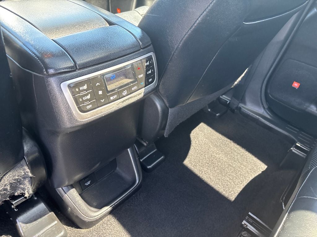2017 Toyota Highlander Limited Platinum