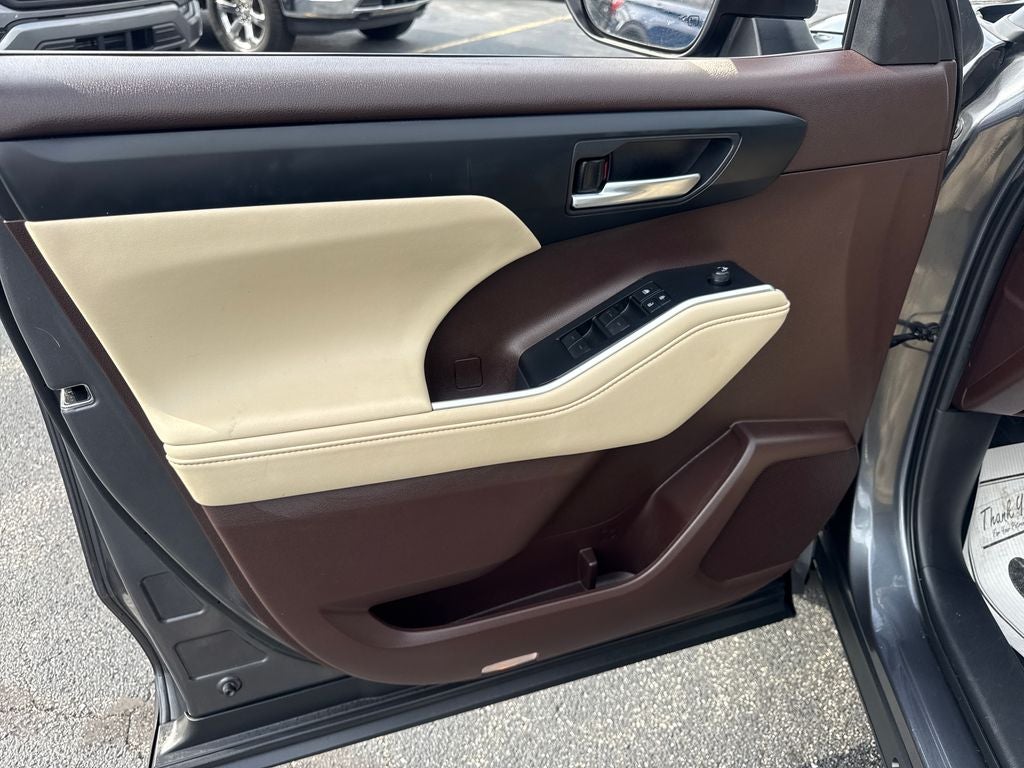 2020 Toyota Highlander XLE
