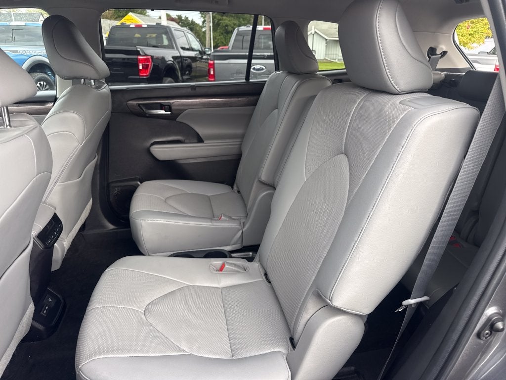 2023 Toyota Highlander Limited