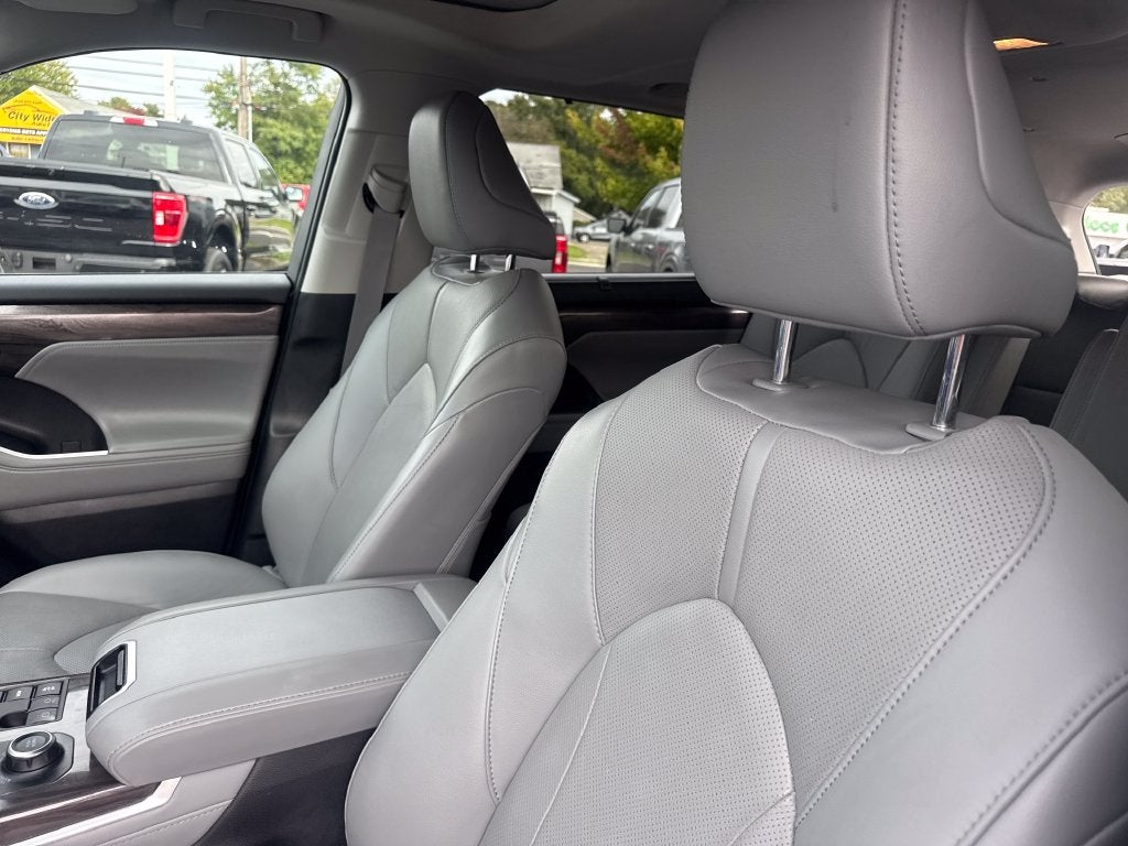 2023 Toyota Highlander Limited