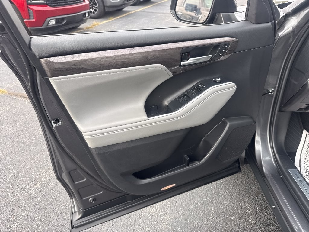 2023 Toyota Highlander Limited