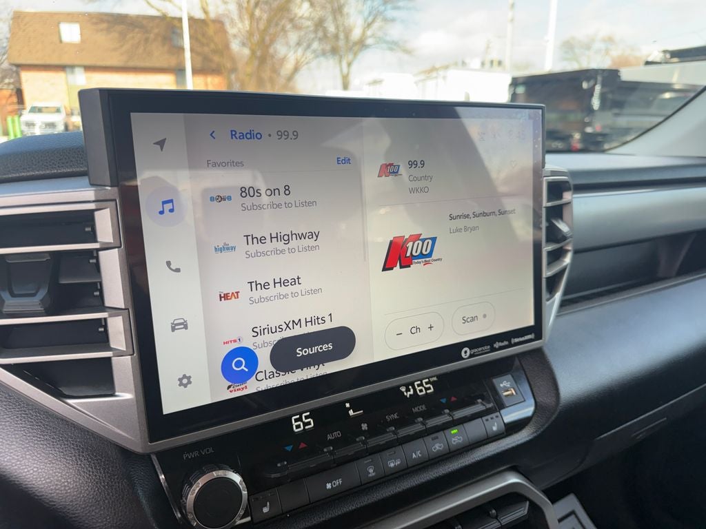 2022 Toyota Tundra SR5