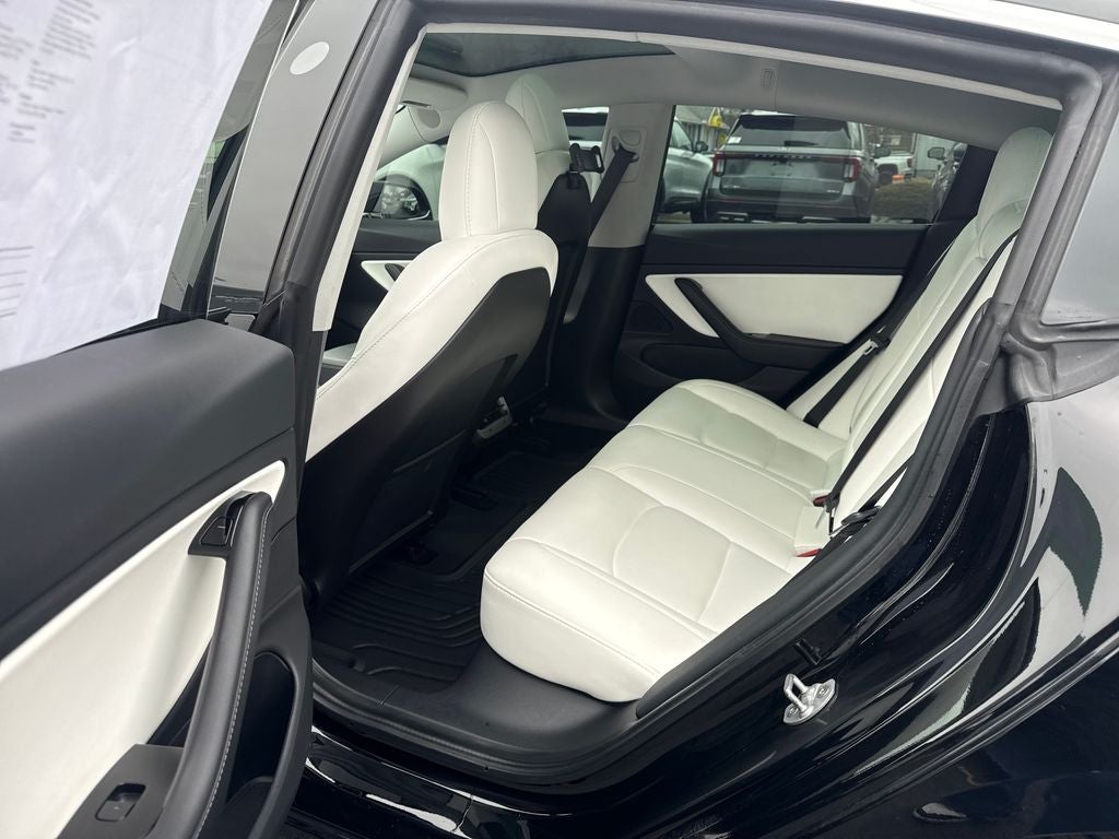 2020 Tesla Model 3 Standard Range Plus