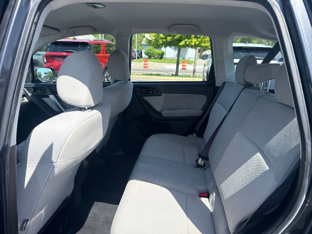 2015 Subaru Forester 2.5i