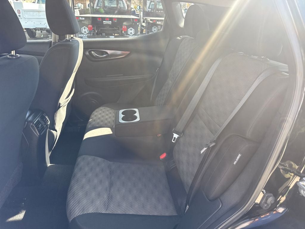 2021 Nissan Rogue Sport SV