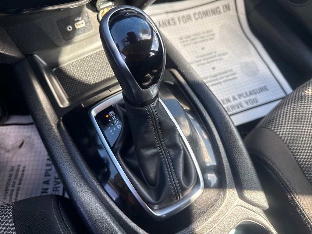 2021 Nissan Rogue Sport SV