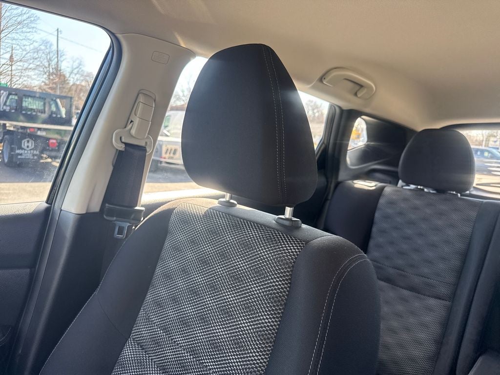 2021 Nissan Rogue Sport SV