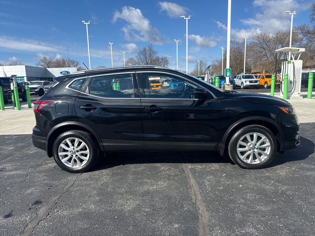 2021 Nissan Rogue Sport SV