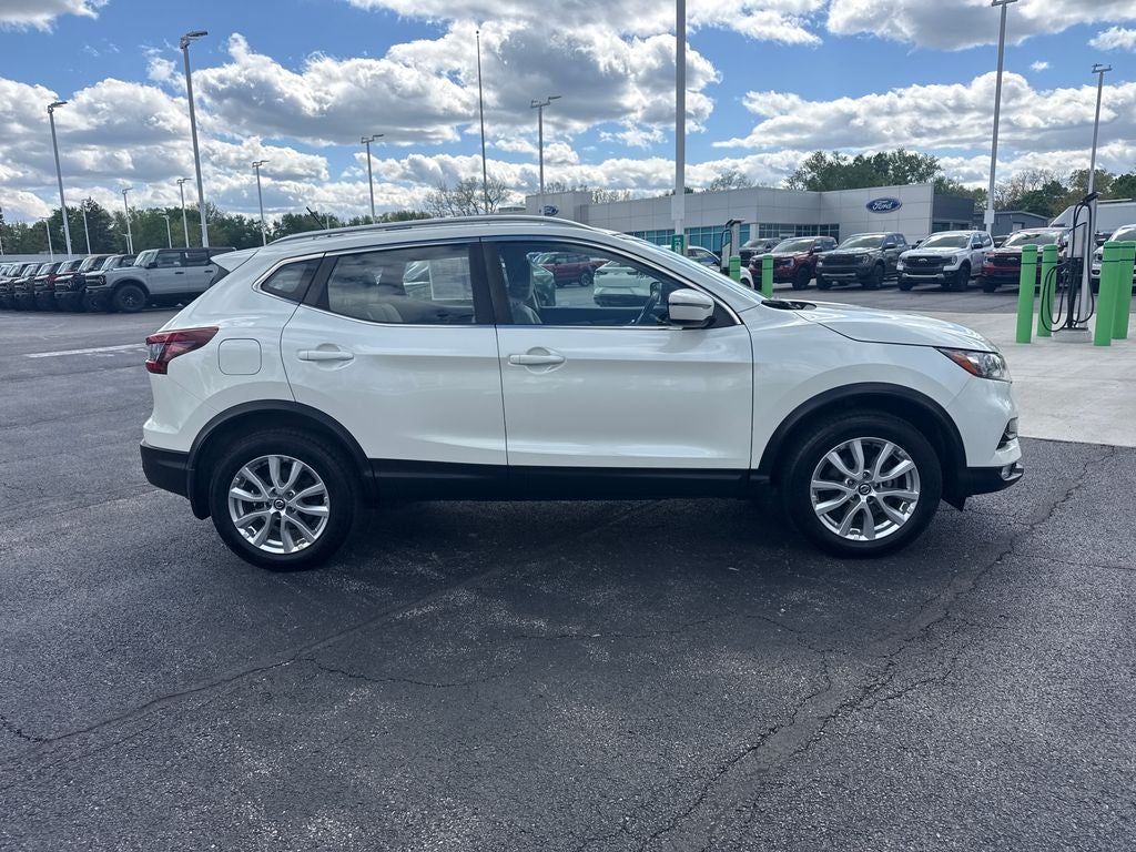 2021 Nissan Rogue Sport SV