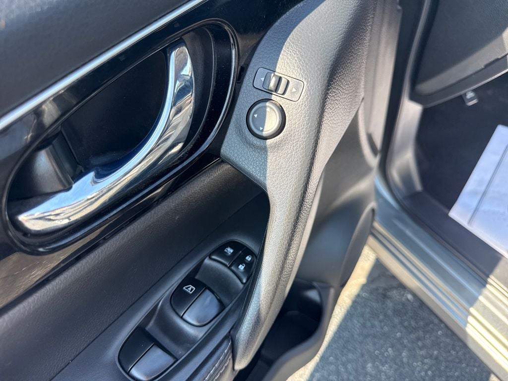 2017 Nissan Rogue Sport SL