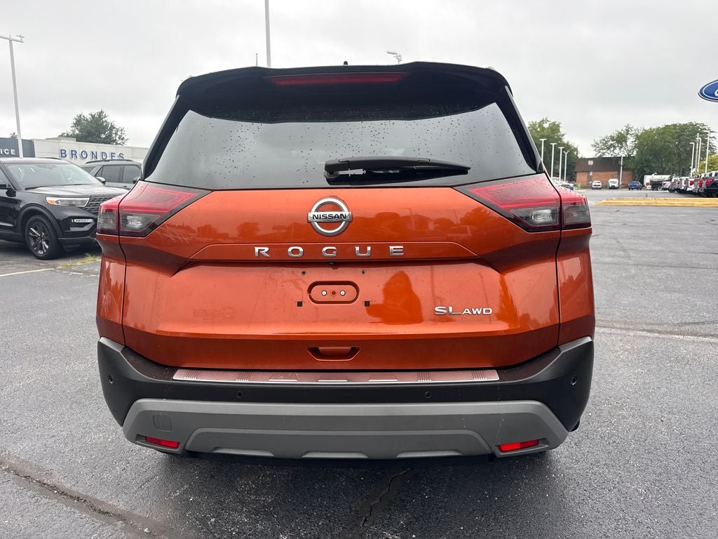 2021 Nissan Rogue SL
