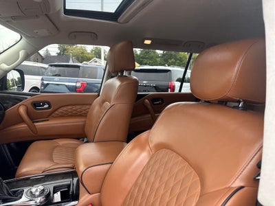 2019 INFINITI QX80 LUXE