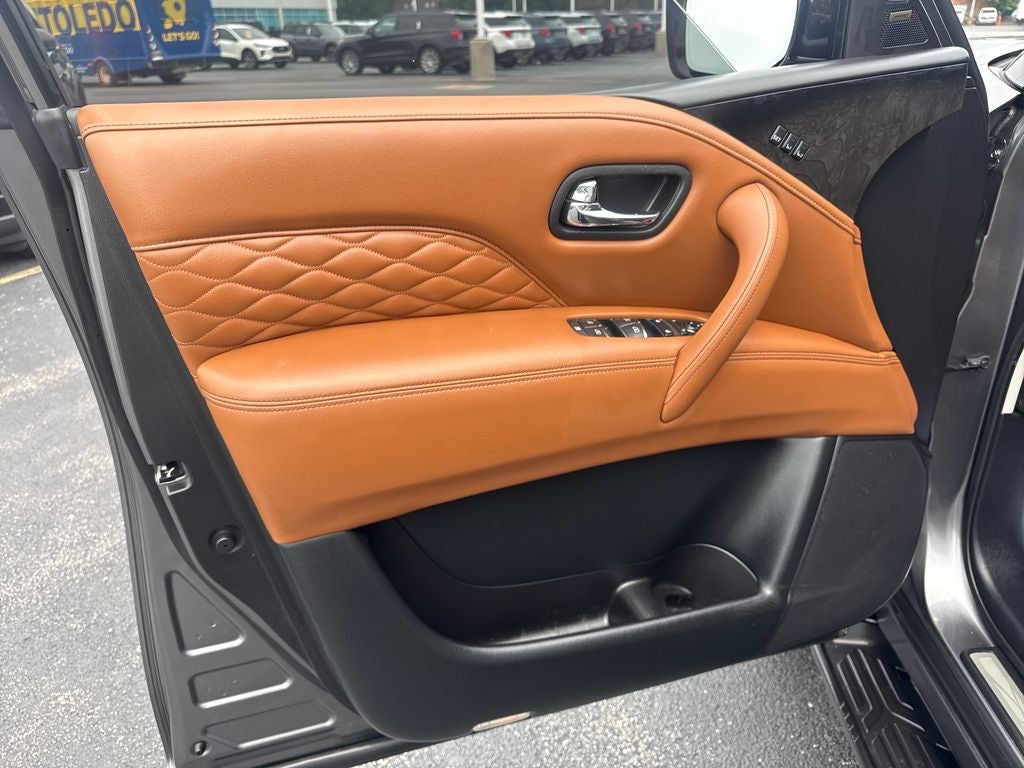 2019 INFINITI QX80 LUXE
