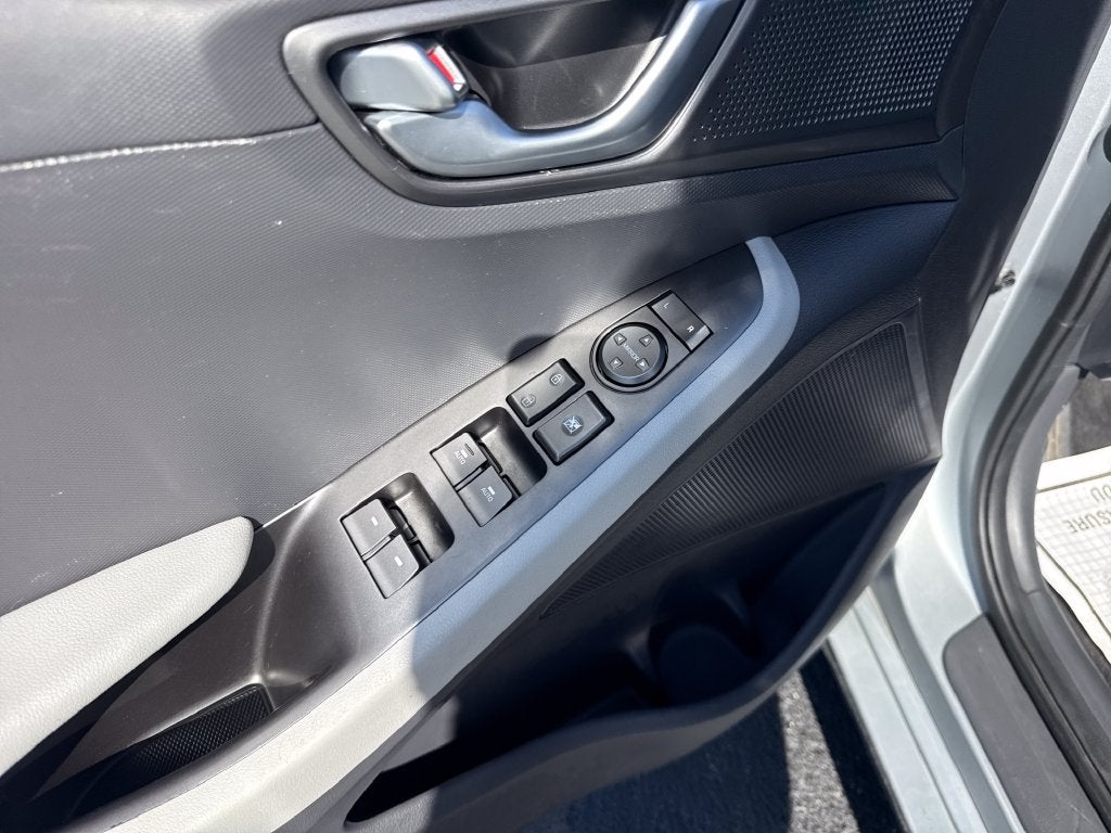 2022 Hyundai Ioniq Hybrid SEL