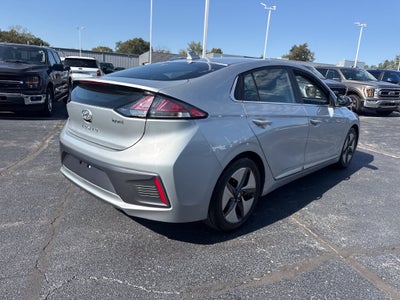 2022 Hyundai Ioniq Hybrid SEL