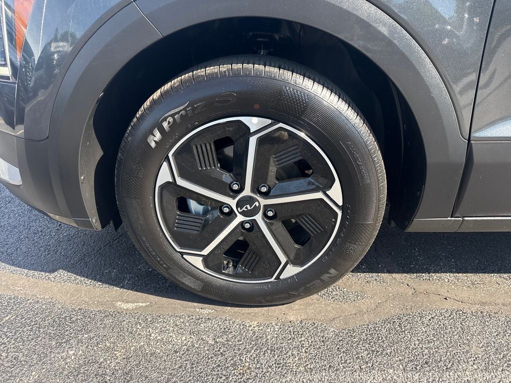 2025 Kia Niro LX