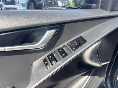 2025 Kia Niro LX