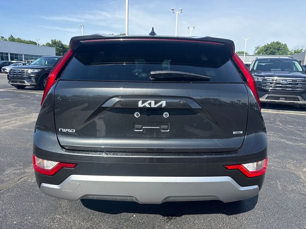 2025 Kia Niro LX