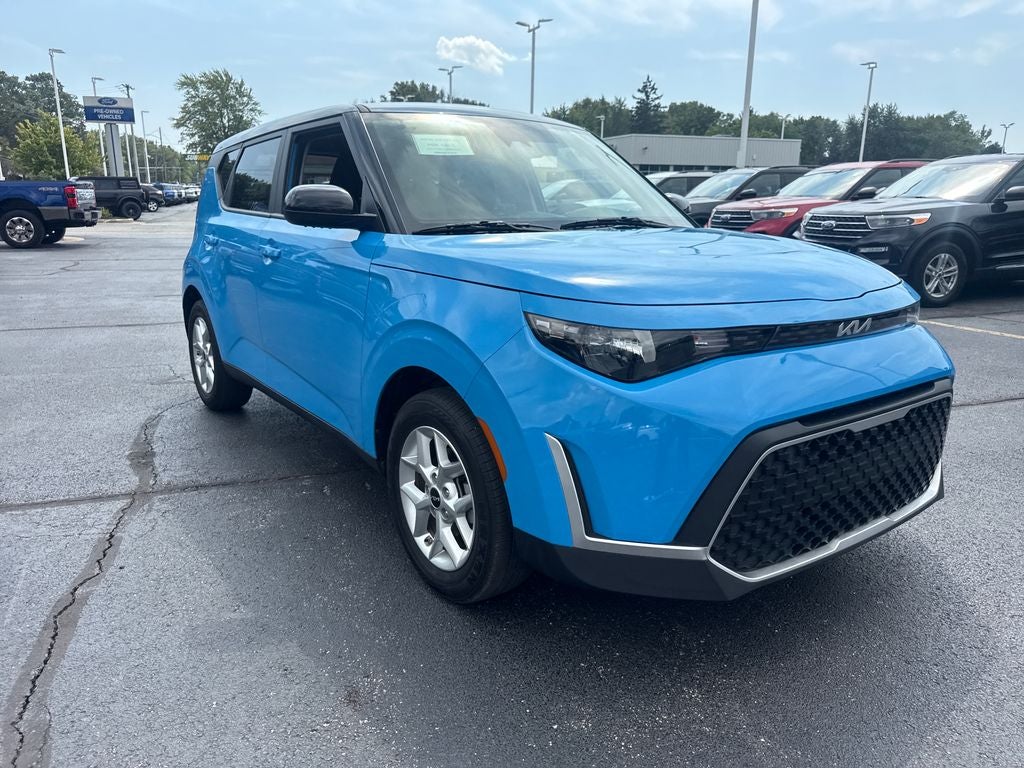 2025 Kia Soul S