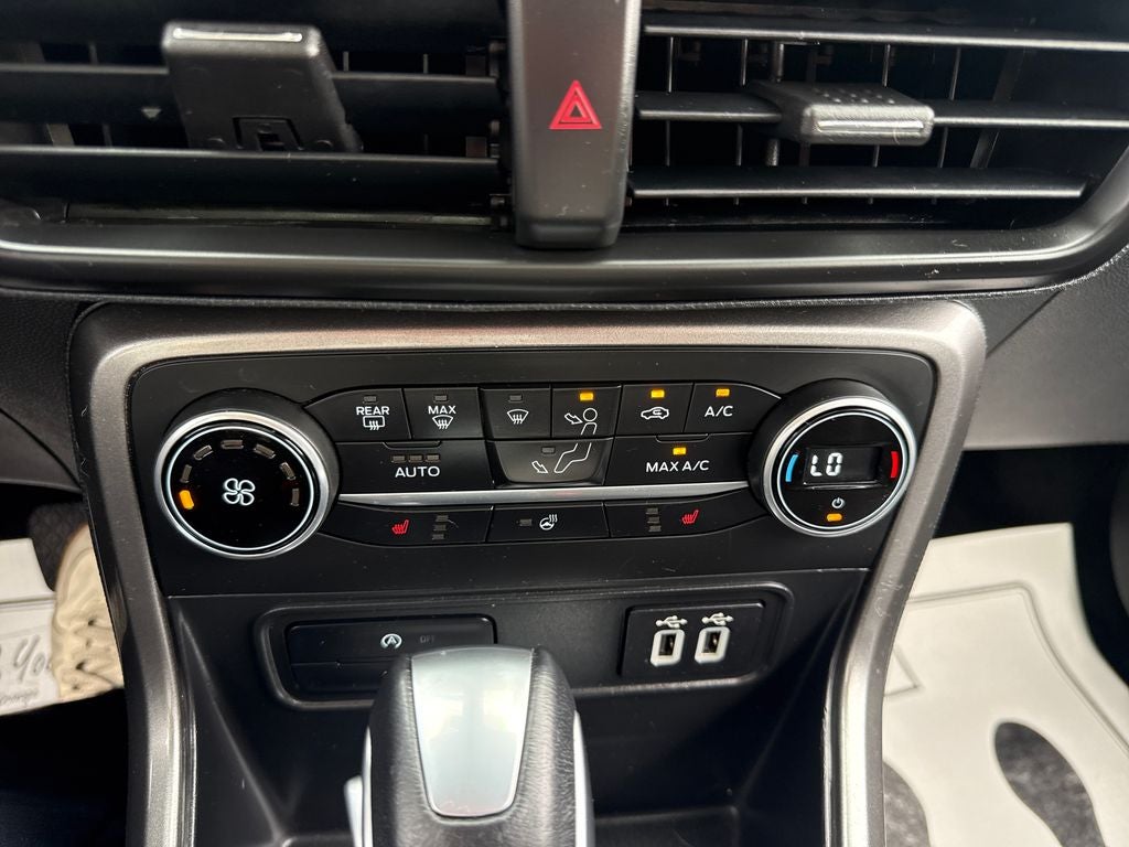 2022 Ford EcoSport SES