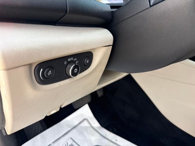 2019 Buick Regal TourX Essence