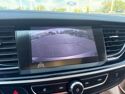 2019 Buick Regal TourX Essence
