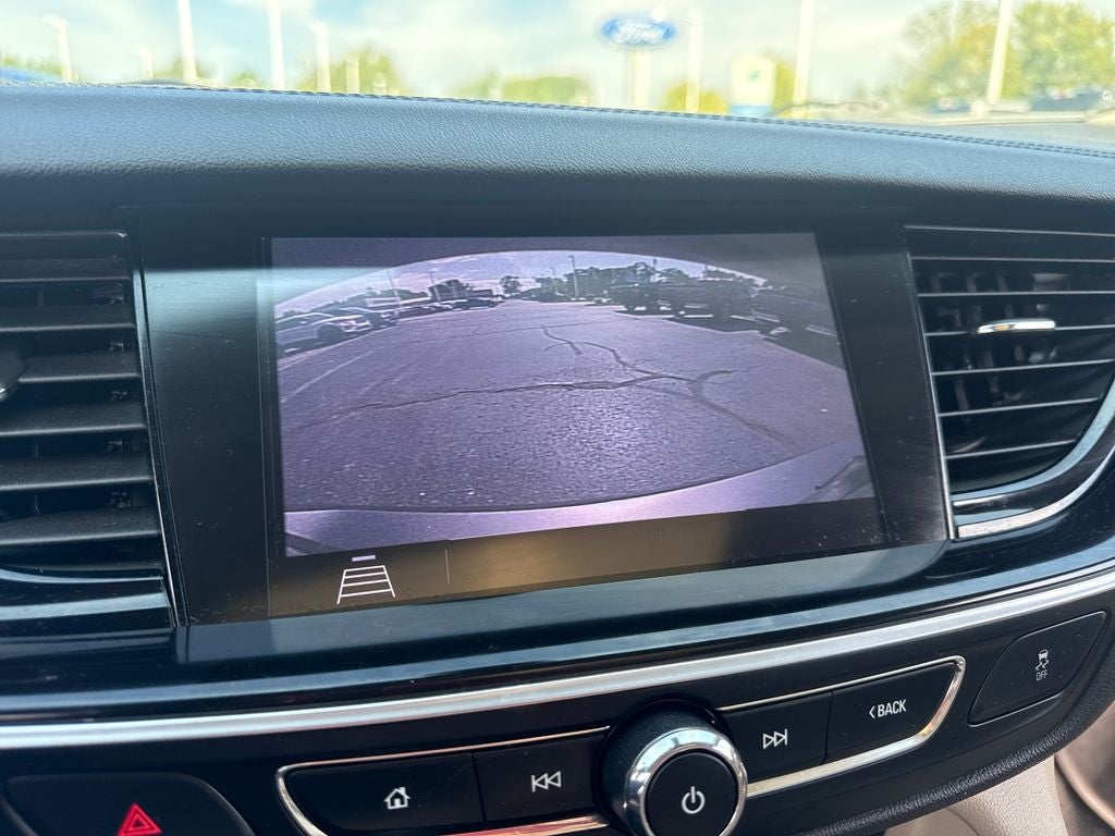 2019 Buick Regal TourX Essence