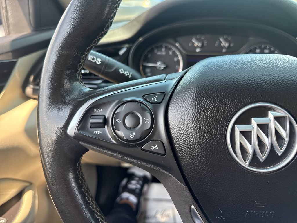 2019 Buick Regal TourX Essence