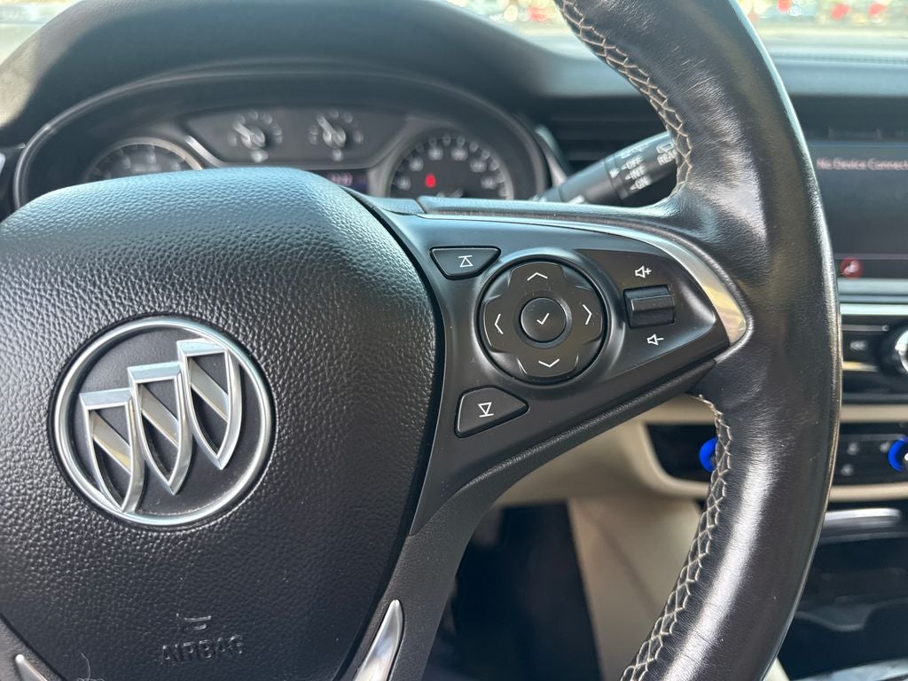 2019 Buick Regal TourX Essence